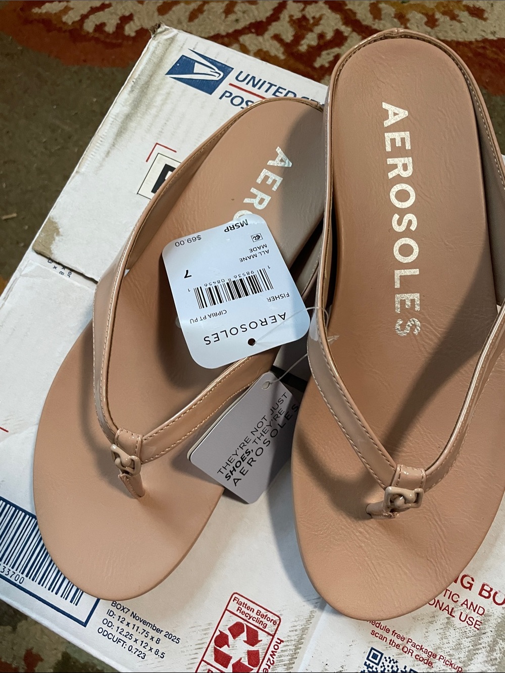 AEROSOLES Blush Pink Thong Sandals